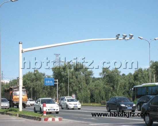 點(diǎn)擊查看商品:監(jiān)控桿